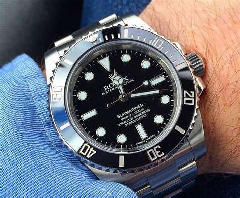 Rolex Submariner 114060 .